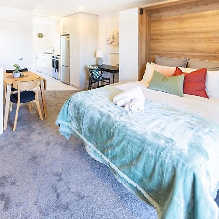 City Living: Upper Studio Haven On Wilmer Christchurch Ngoại thất bức ảnh
