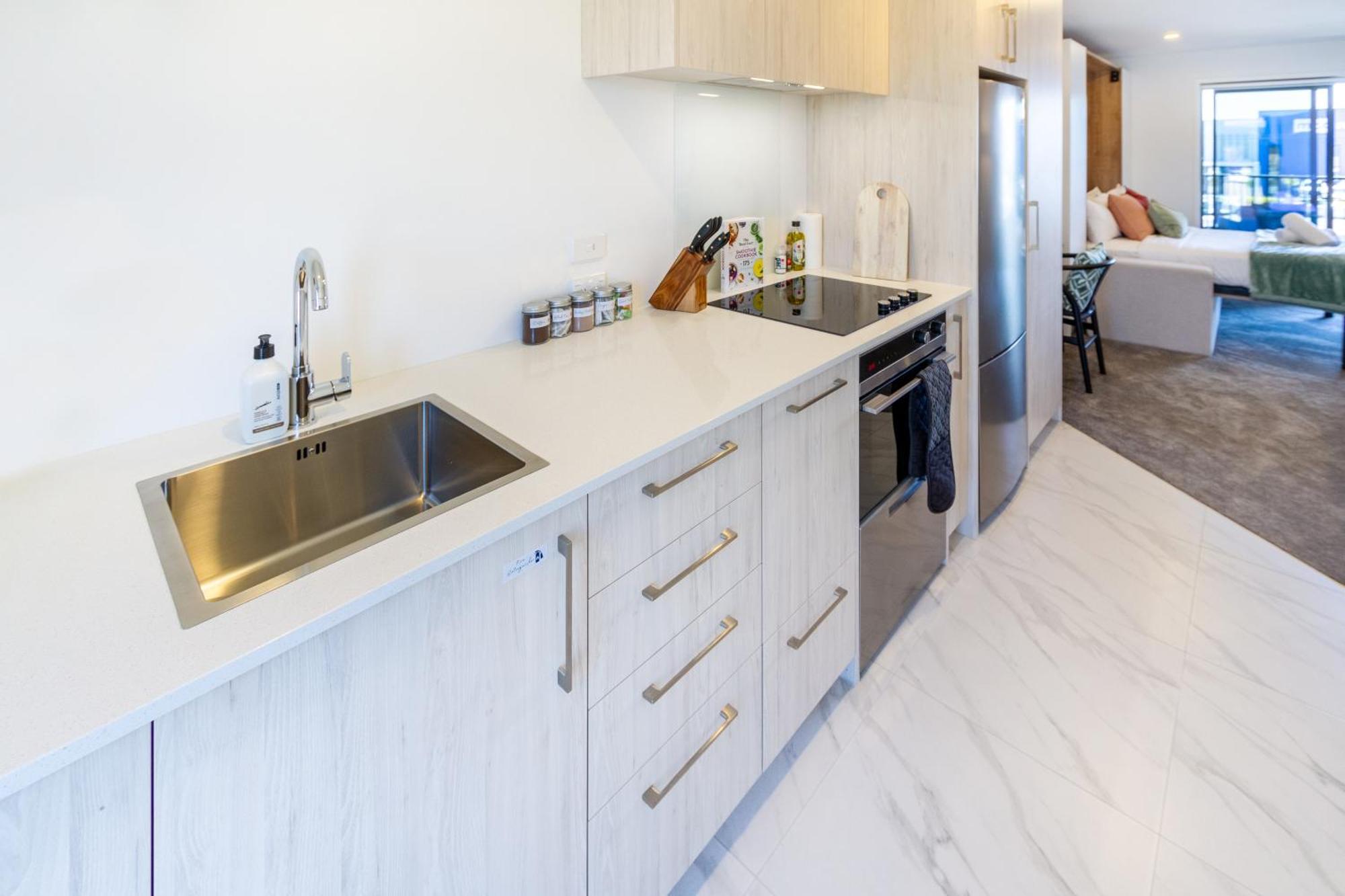 City Living: Upper Studio Haven On Wilmer Christchurch Ngoại thất bức ảnh
